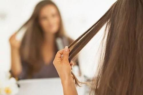 Как сделать волосы гладкими. Почему волосы теряют блеск и шелковистость?