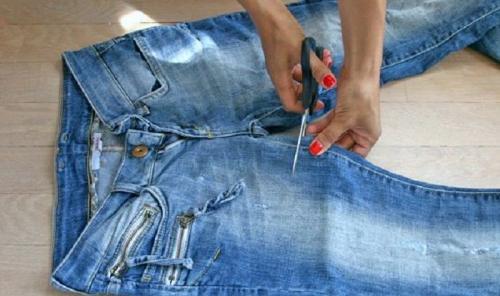 Как правильно обрезать джинсы, чтобы была бахрома. Как можно обрезать джинсы, чтобы выглядеть стильно?